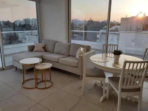 Dinglis Residences 31