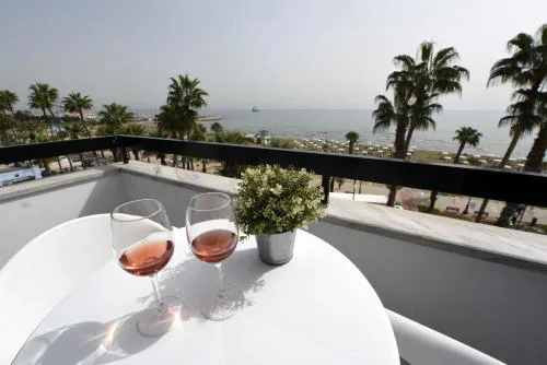 Finikoudes Sunrise Sea View Lux