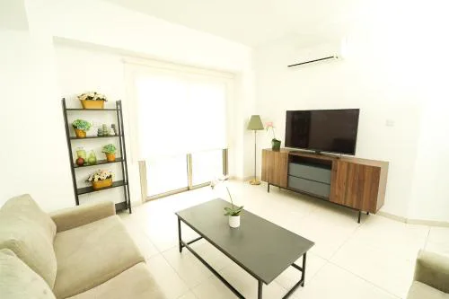 Halcyon Central Apartments