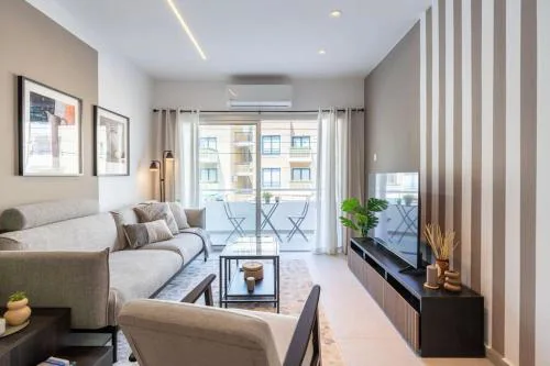 Hazel - 2-Bedroom Apartment in Larnaca