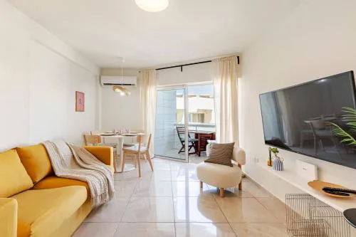 Kastella Blue Apartment Near Beach