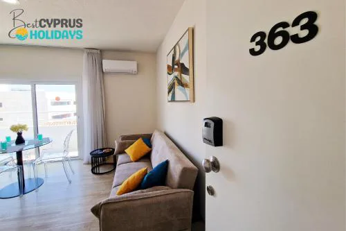 Kitieos Central Apartment with Sea View