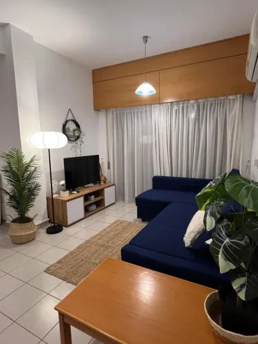 Makenzie 2 rooms first line beach