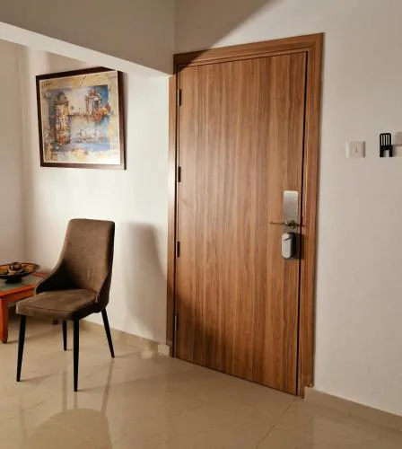 Palm Sea Suite 17