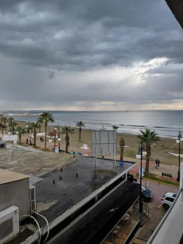 Queen victoria sea view apartments