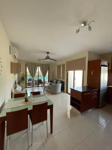Seascape apartment