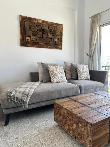 Teak Charm 2-BR Apartment