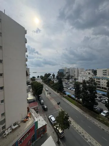 3 bedroom seafront apartment