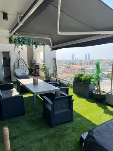 3 Br Penthouse Jacuzzi Seaview