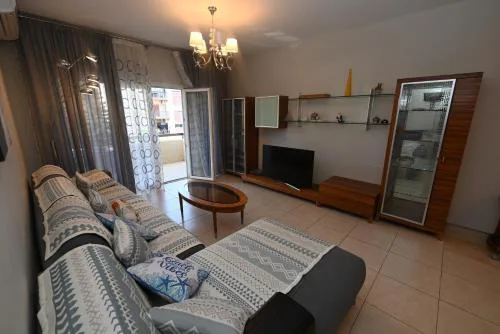 50 meters to the beach 3 bedroom appartment