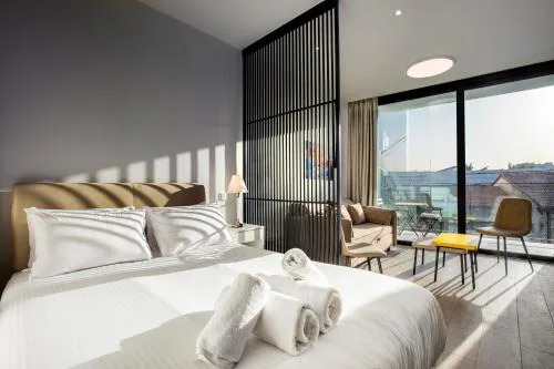 Irinis 150 Urban Luxury Studios
