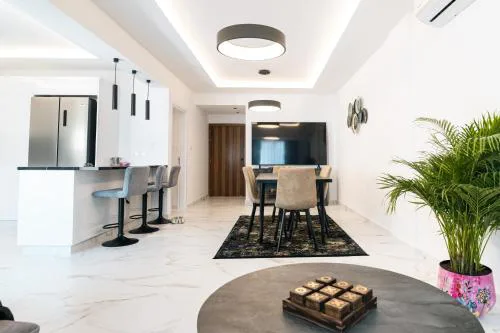 Kozakos Residence