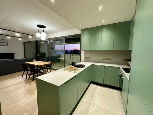 New Amazing 2 bedroom flat near casino beach mall