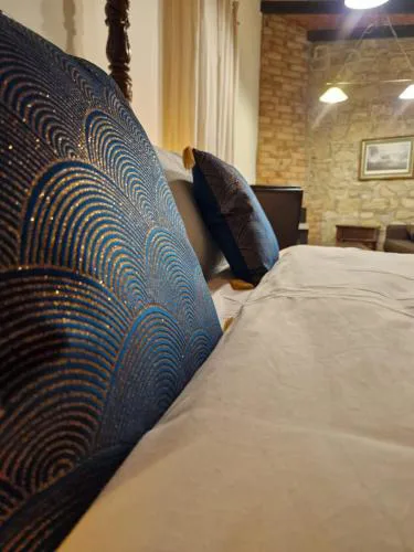 The Courtyard Suite