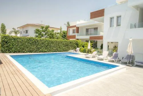 Hubstay Tamara Gardens 2 Bed Apt Suite with Pool
