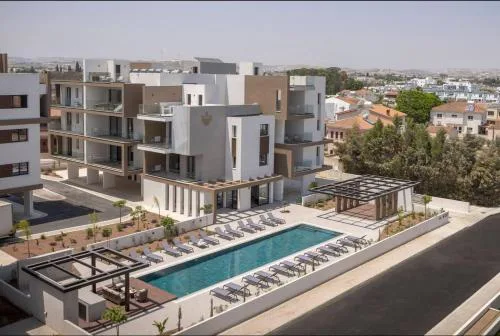 Kalamon Luxury Suite 105 w Pool & Gym