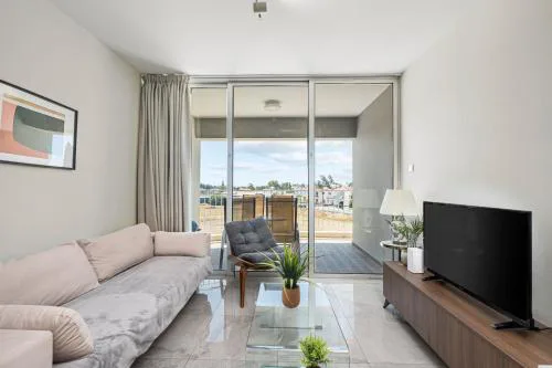 Latitudes 1 Bedroom Apartment