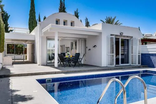 Villa Zina by Ezoria Villas