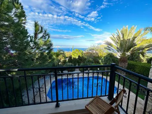 Seaview Villa Daria
