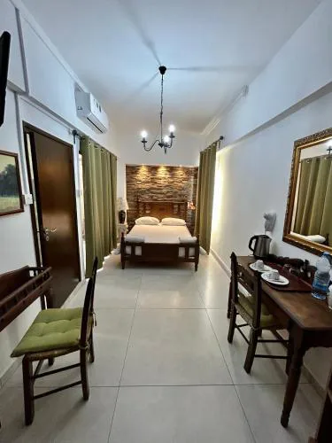 Kipros Accommodation