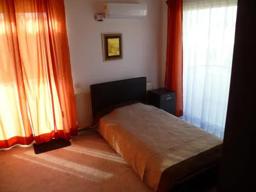 Private deluxe room with balcony at Datacom building