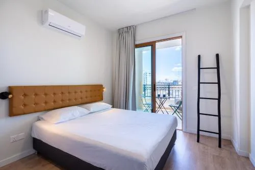 Stylish Central Apartment • City Views • Prime Location • Parking