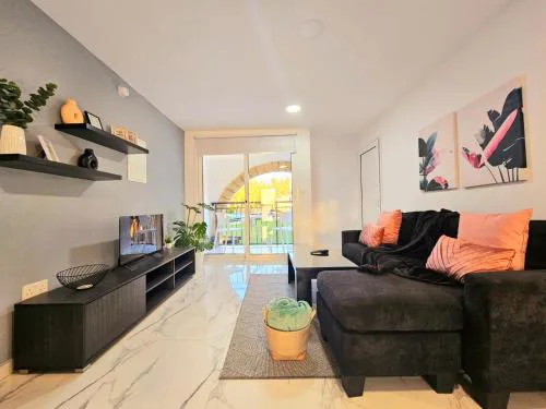 1BD Beach Apartment