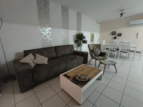 Anthea Gardens - Cosy Condo