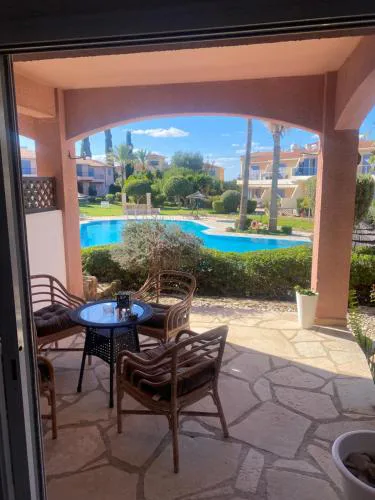 BestBeach Regina Gardens Quiet Terrasa
