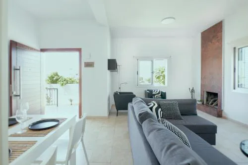 Citrus & Sun Luxury Home