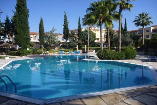 Corner townhouse in Regina Gardens, Pafos