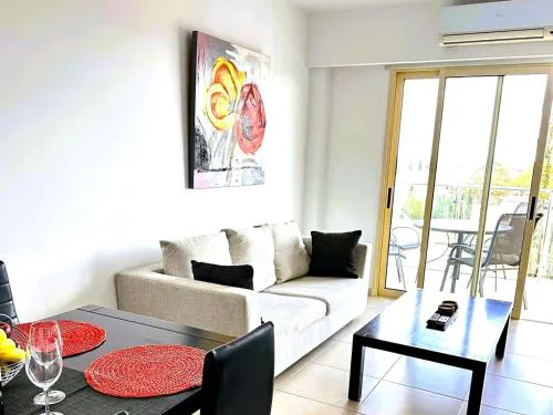 ELYSIA PARK - 2 BED SEAVIEW APT