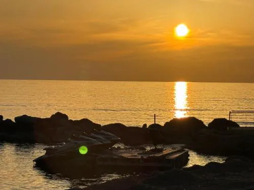 Faros Beach Seabreeze 1B, Pool, Seaside, Paphos