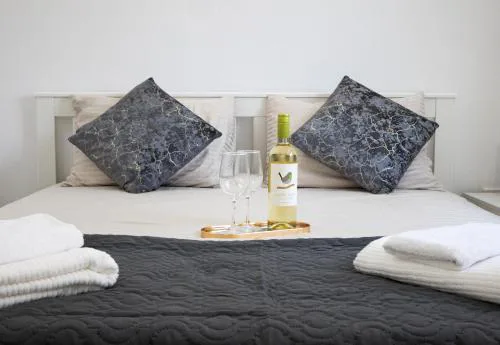 Harbour Paradise suite