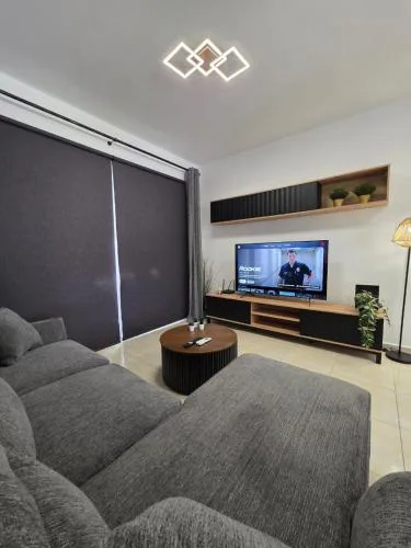 Ithaki Garden Cozy 1BR Apartment Universal