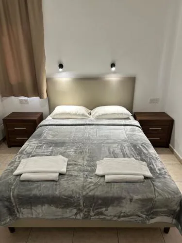 New York Plaza Hotel Apartments