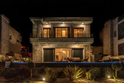 Olymp Luxury Villa D - Luxury Escape with Direct Beach Access and Unique Sunsets