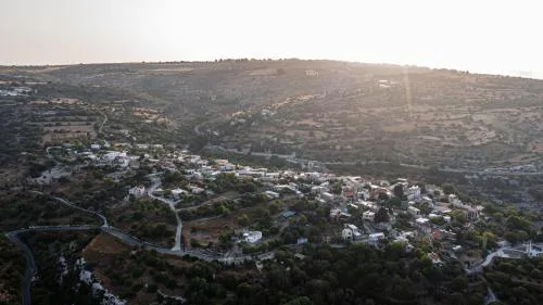 Retreat Kritou Tera