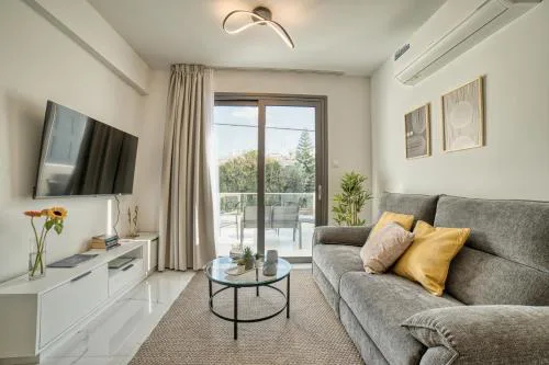 Seaview One Bedroom Apartment at Paphos Harbour
