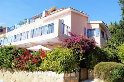Townhouse in Paradise Gardens