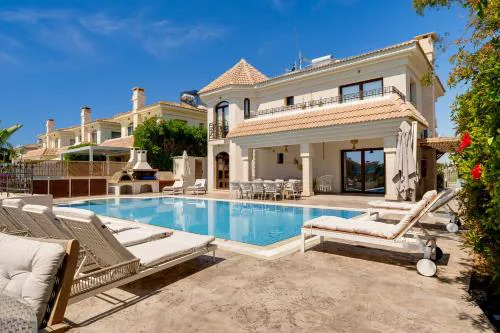 Kalindi-5 Bedroom Beachfront Villa with Private Pool