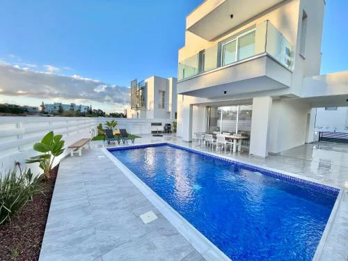 Sol e Mar Villa 2