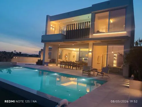Blue Aura Beach villa Larnaca