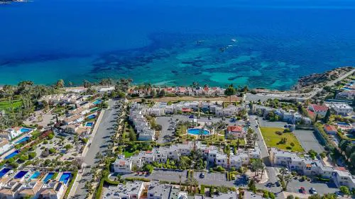 Coral Bay Star - Direct sea location