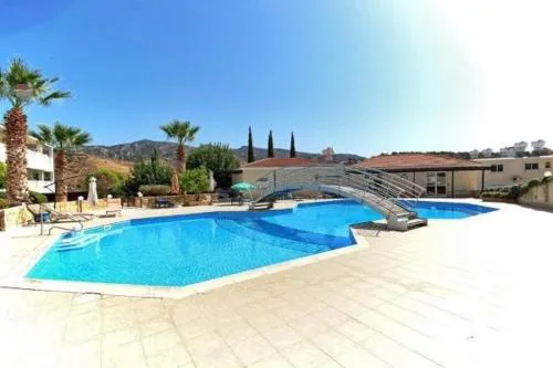 Two BR, Pool, Smart TV, Wi-Fi, Dishwasher & Washer
