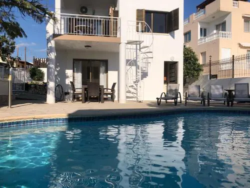 Villa Kokkinoyia,