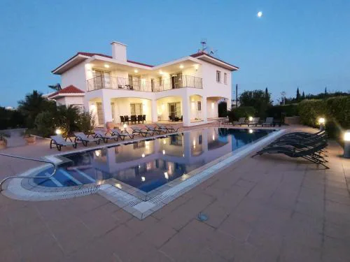Orchard Blossom Private Villa With Pool