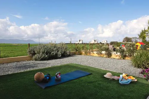 Special Launch Price! Majestic 1BR Sea View Villa & Gym