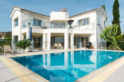 Villa Riverside