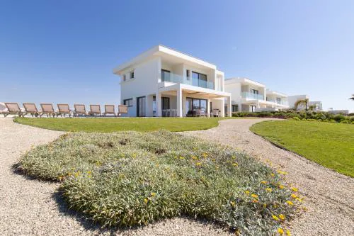 Serenity Waves Villa 1